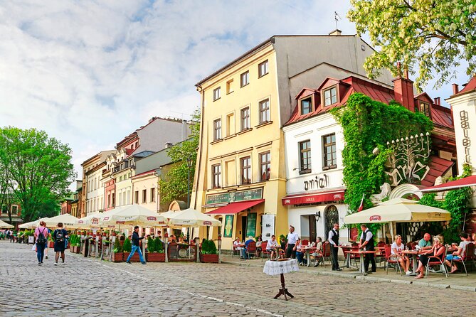Tour via Kazimierz Quarter by Golf Cart with Schindler's Museum in Krakow - Riding through Kazimierz, Krakow’s former Jewish district