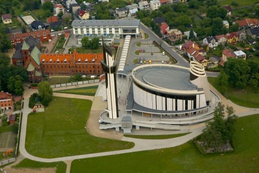 Wadowice, Kalwaria and Lagiewniki: John Paul II Tour - Łagiewniki and the Divine Mercy Sanctuary