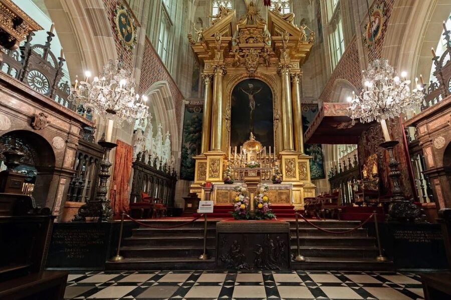 Wawel Castle, Cathedral, Old Town and St. Mary's Basilica - Should you book this Kraków tour?
