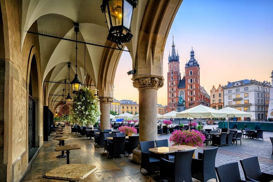 Wawel Castle, Cathedral, & Rynek Underground Tour with Lunch - Who will get the most from this tour