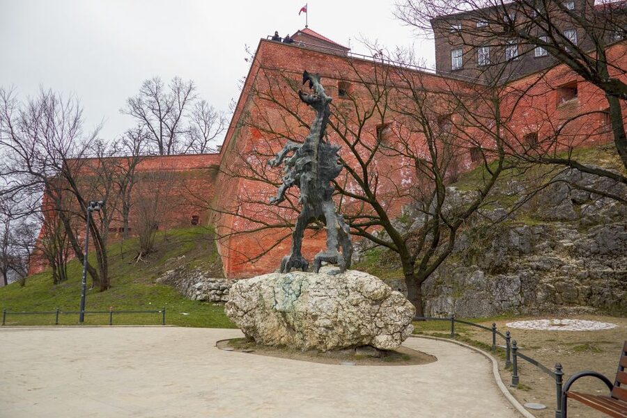 Wawel Castle & Cathedral Skip the Line Small Group Tour - Wawel Cathedral and Poland’s royal tombs