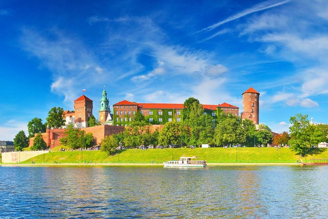 Wawel Hill Audio-Guided Tour - The meeting point is the detail to handle carefully