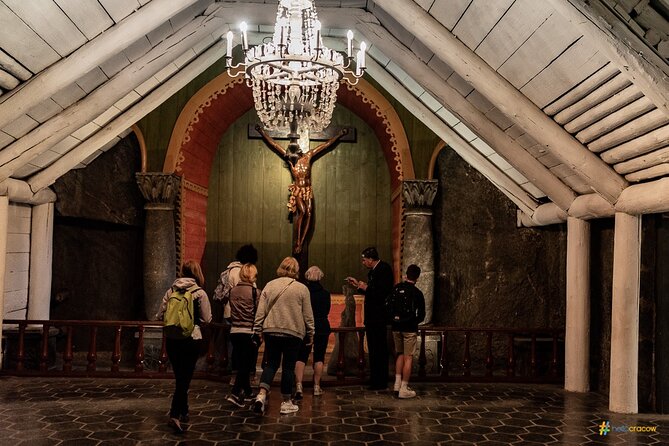 Wieliczka Salt Mine Guided Tour + Ticket & Transfer from Krakow - Why Wieliczka is more than an underground curiosity