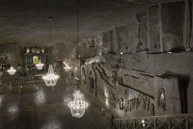 Wieliczka Salt Mine Guided Tour with Hotel Transfers - From Krakow hotel door to the road south
