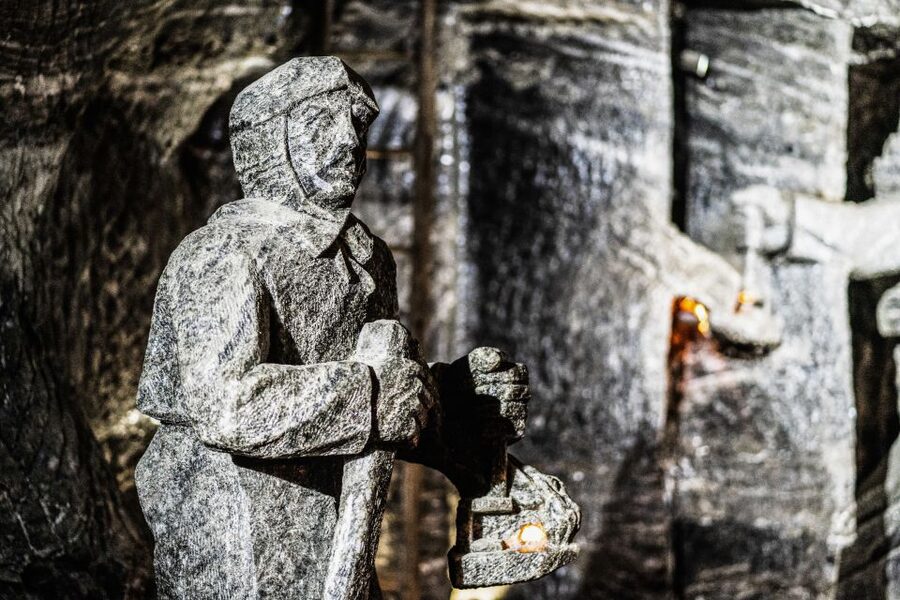 Wieliczka Salt Mine Tour from Kraków – Skip the Line Entry - St. Kinga’s Chapel is the main event