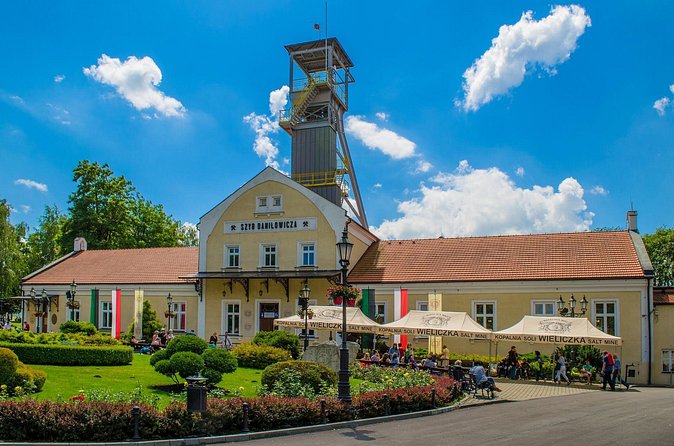 Wieliczka Salt Mine with pickup and private Transport - What the roughly four-hour schedule feels like