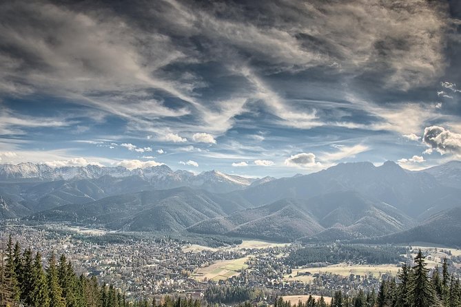 Zakopane Guied Tour: Cable Car, Local Spirits & Thermal Baths - Gubałówka funicular and the best mountain views