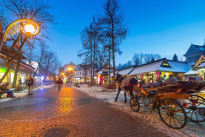 Zakopane Private day trip from Krakow with Hot Springs, cable Car - A sheep-cheese hut connects food with highland life