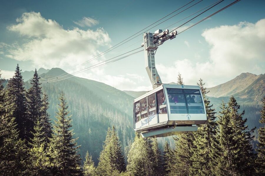 Zakopane & Tatra Mountains Private Full-Day Tour from Krakow - Leaving Krakow for the wooden village of Chochołów